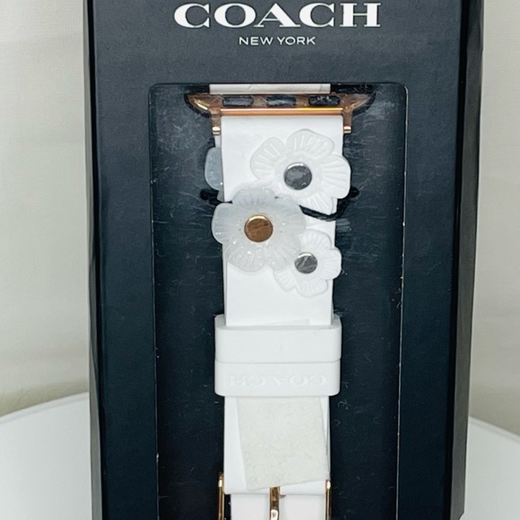 SOLD new in-box Coach Apple watch white Tea Rose flower Silicon strap 38mmx 40m - Picture 7 of 7